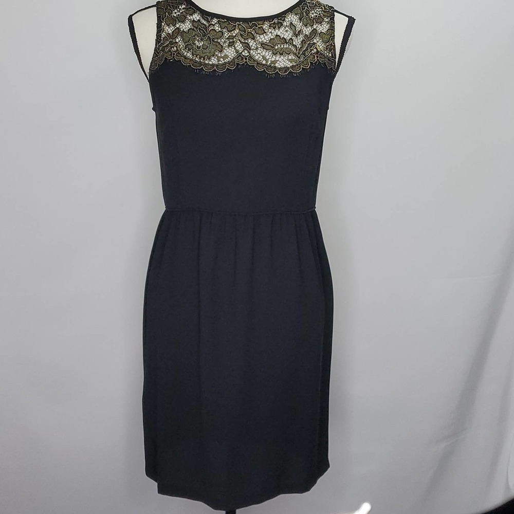 Ann Taylor‎ LOFT GOLD LACE DRESS